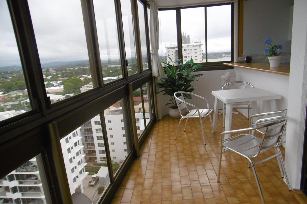 Trafalgar Towers 3*
