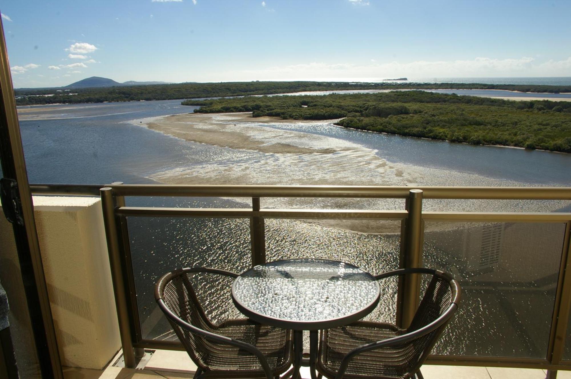 Trafalgar Towers Aparthotel Maroochydore