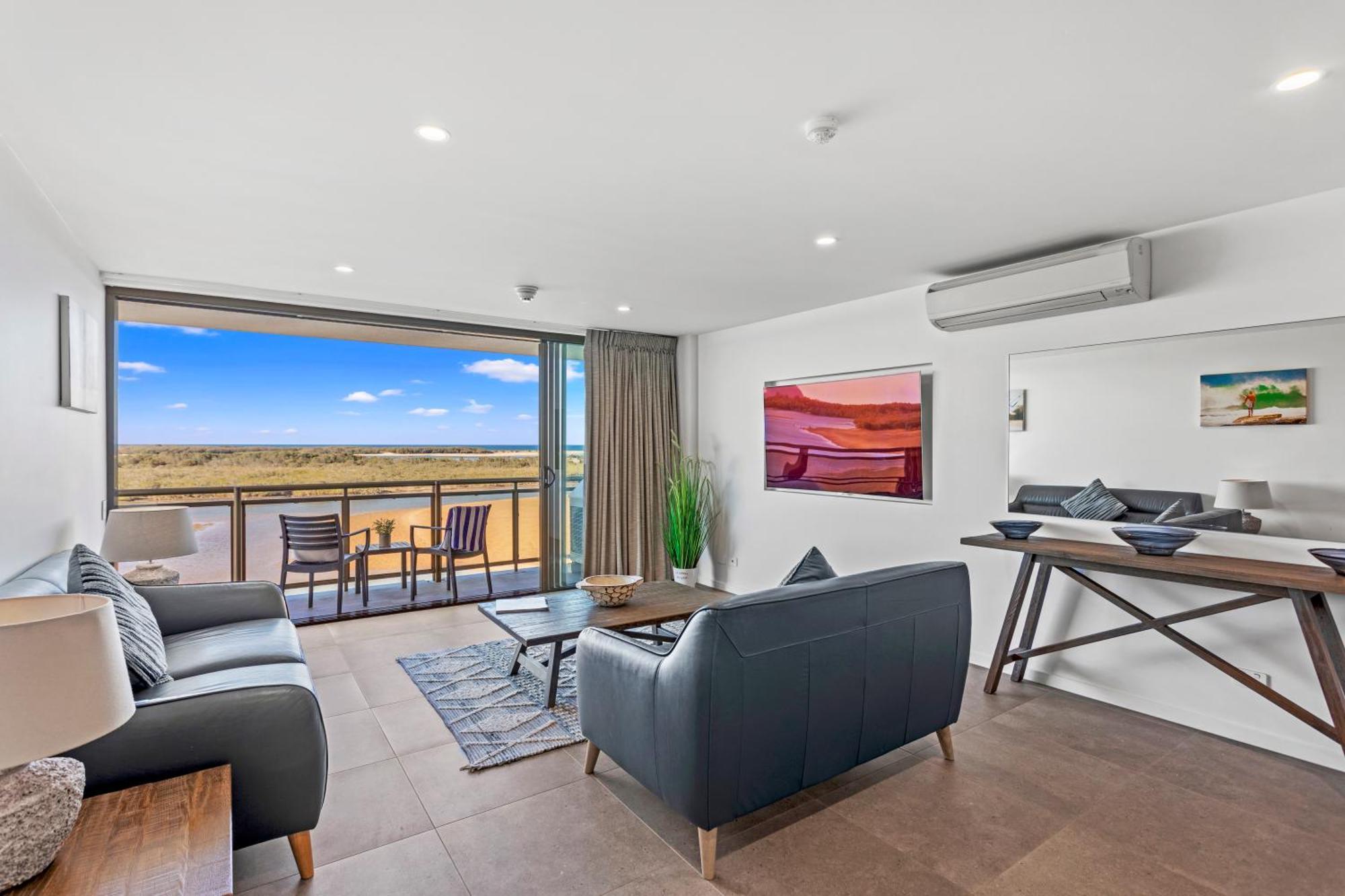Trafalgar Towers Aparthotel 3*
