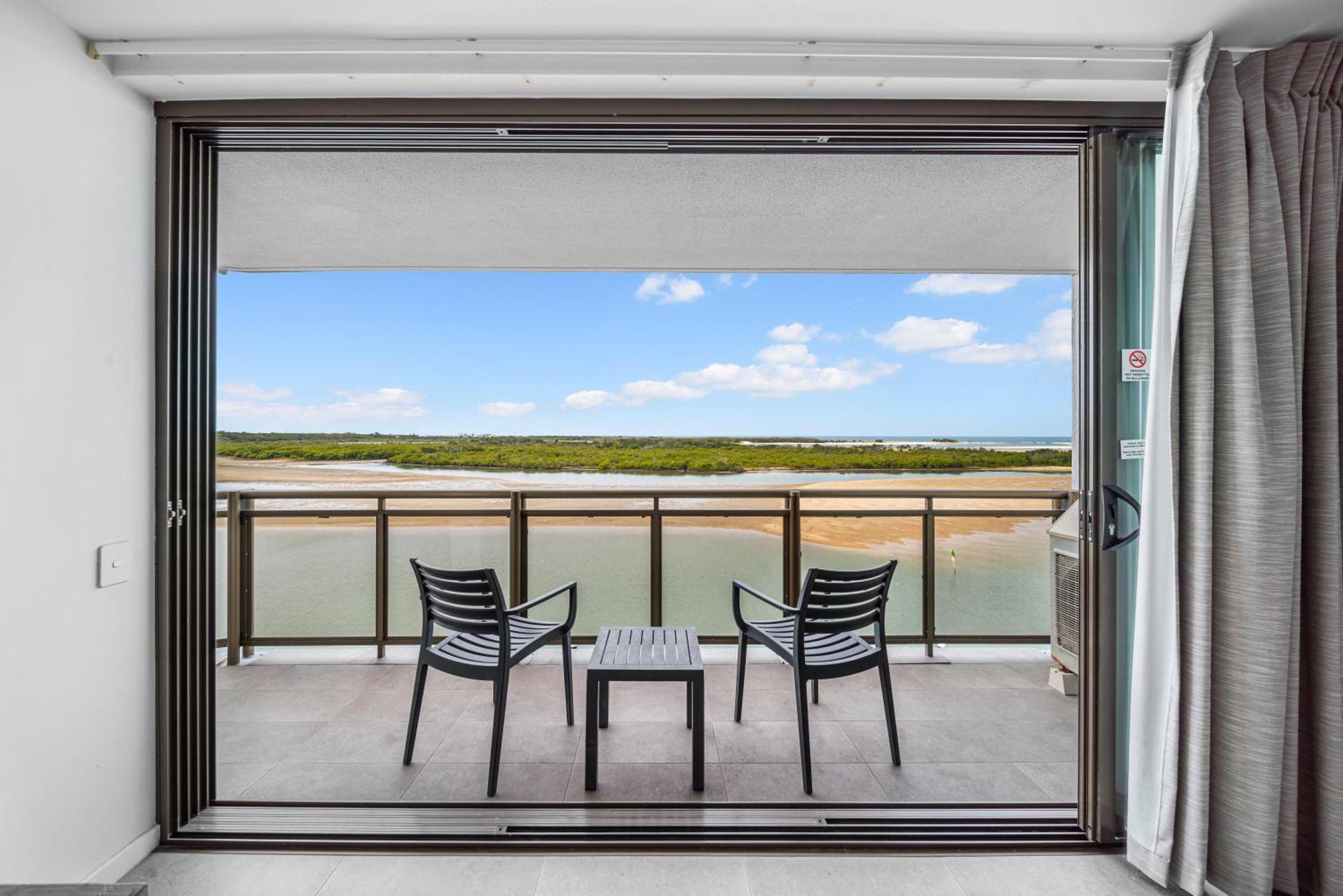 Trafalgar Towers Aparthotel Maroochydore