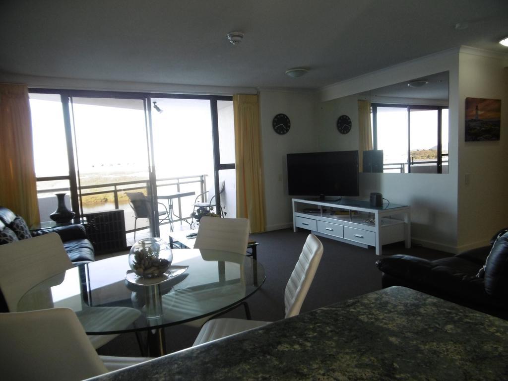 Trafalgar Towers Aparthotel 3*